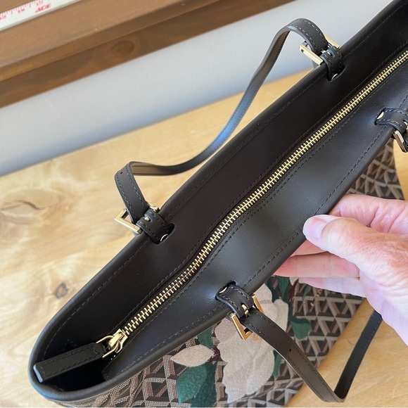 LANCASTER PARIS TOTE LG IKON COATED CANVAS FLORAL STITCHING ADJ STRAPS BROWN - Picture 10 of 11